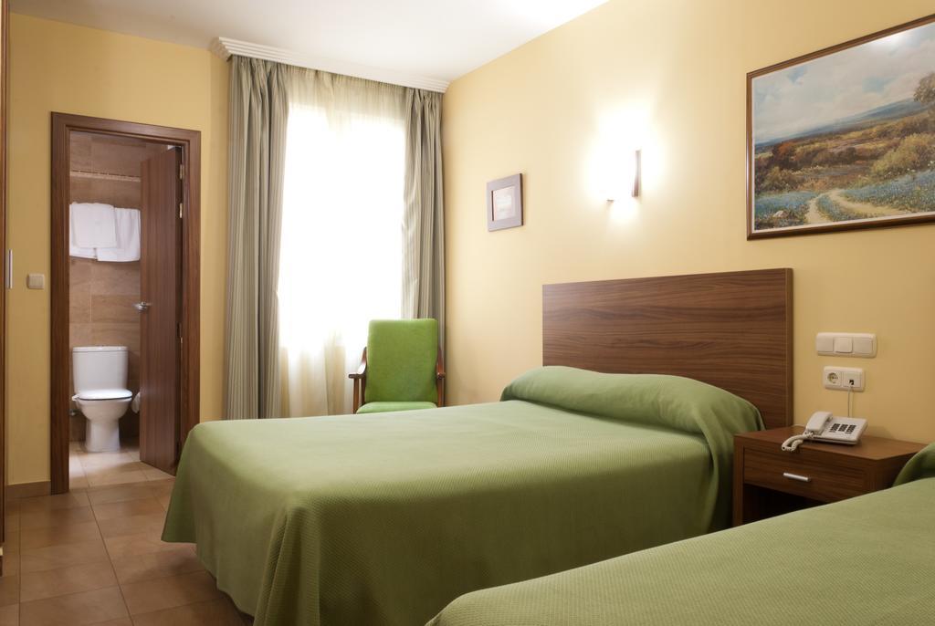 Hotel Hidalgo Quijada Alcazar de San Juan Ngoại thất bức ảnh