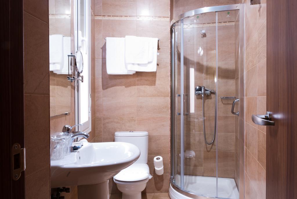 Hotel Hidalgo Quijada Alcazar de San Juan Ngoại thất bức ảnh