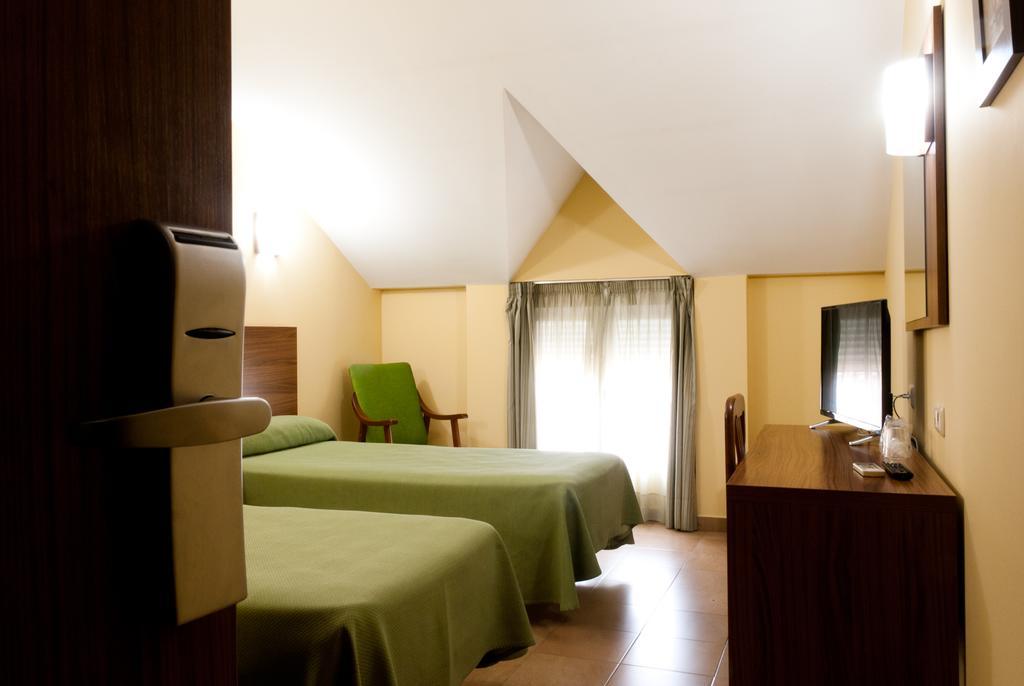 Hotel Hidalgo Quijada Alcazar de San Juan Ngoại thất bức ảnh