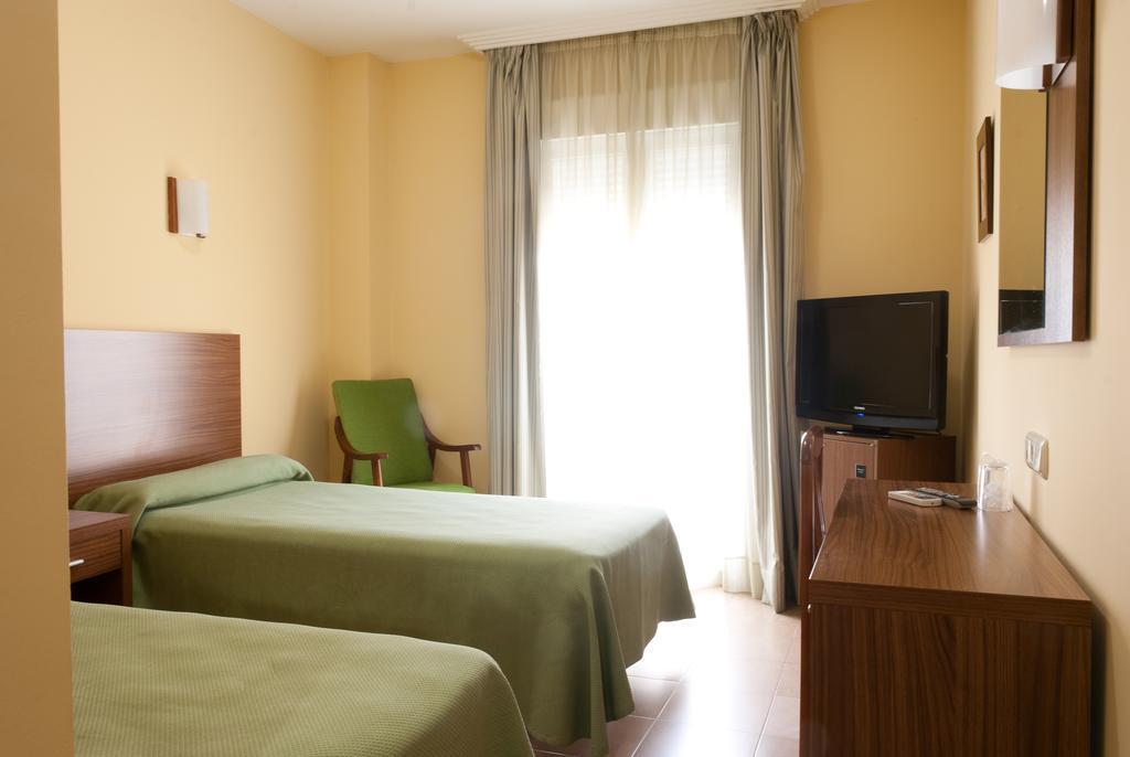 Hotel Hidalgo Quijada Alcazar de San Juan Ngoại thất bức ảnh